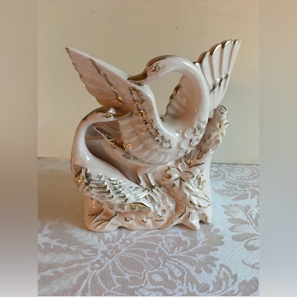 Betson Hand Painted Swan Planter